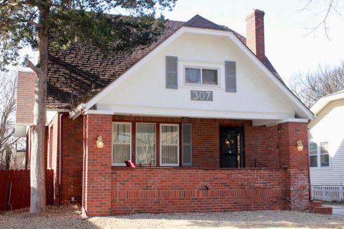 307 S Belmont St, Wichita, KS, 67218-1305 | Card Image