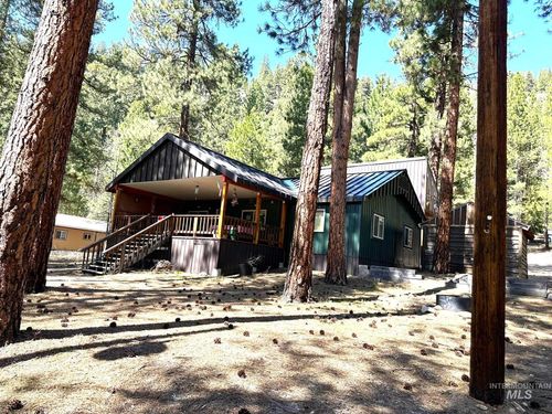 46 Aspen Way, Lowman, ID, 83637-7056 | Card Image