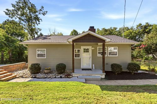104 Tucker Rd, Oak Ridge, TN, 37830-5568 | Card Image