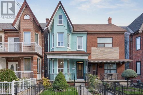 111 Northcote Ave, Toronto, ON, M6J3K4 | Card Image