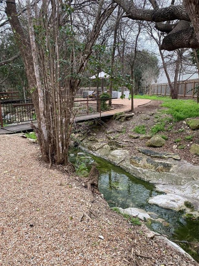B - 2209 Thornton Rd, Condo with 3 bedrooms, 3 bathrooms and 2 parking in Austin TX | Image 25