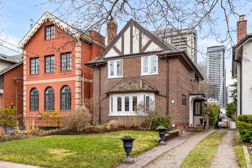 85 Sherwood Ave, Toronto, ON, M4P2A6 | Card Image