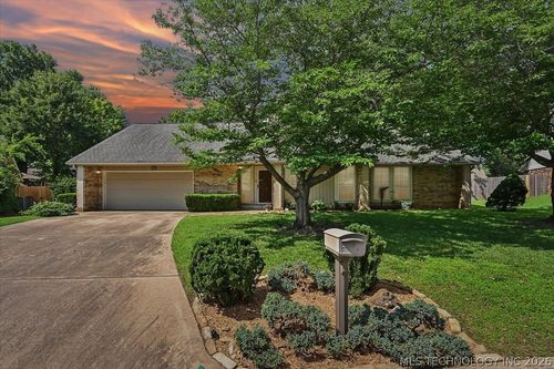 6206 E 78th Street, Tulsa, OK, 74136 | Card Image
