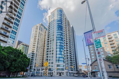 1104-195 Besserer St, Ottawa, ON, K1N0B6 | Card Image