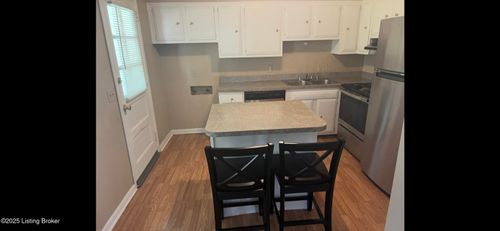 2016 Japonica Way, Louisville, KY, 40242-3404 | Card Image
