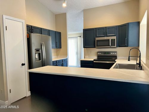 13643 S 36th Way, Phoenix, AZ, 85044-4556 | Card Image