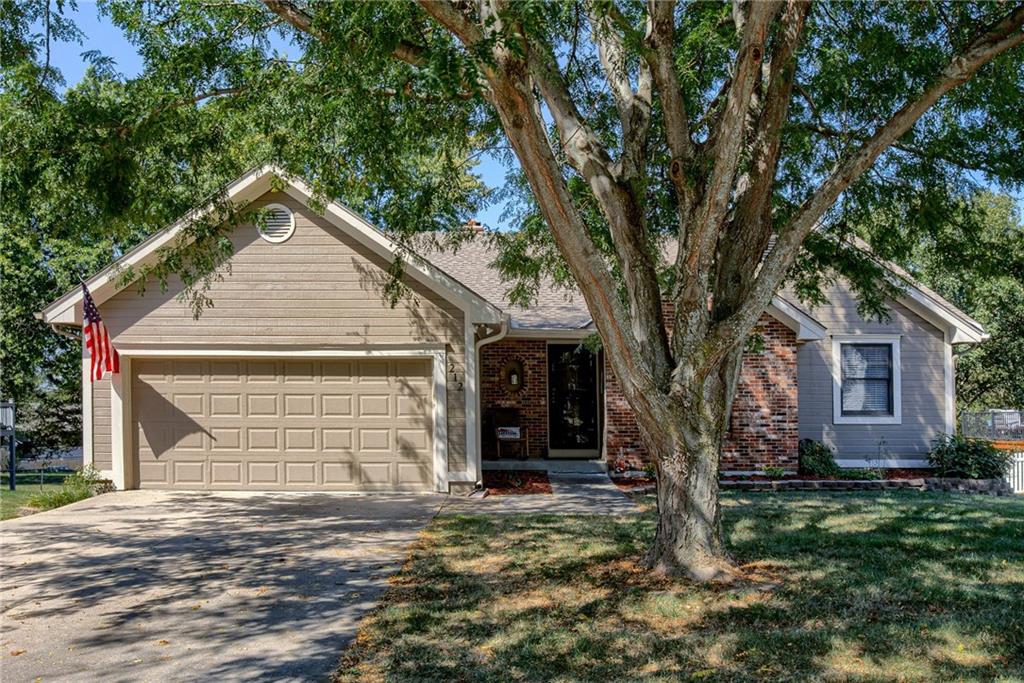 Park Dr, Raymore, MO 64083