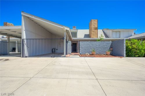 194 Sundance Shores Dr, Laughlin, NV, 89029-1807 | Card Image