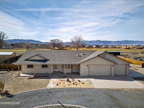 141 Country Ranch Rd, Fernley, NV, 89408-8666 | Card Image