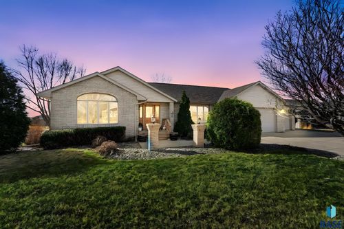 45 Golf Dr Drive, Wentworth, SD, 57075 | Card Image