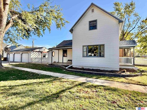 146 Jackson Ave, Seward, NE, 68434-2151 | Card Image