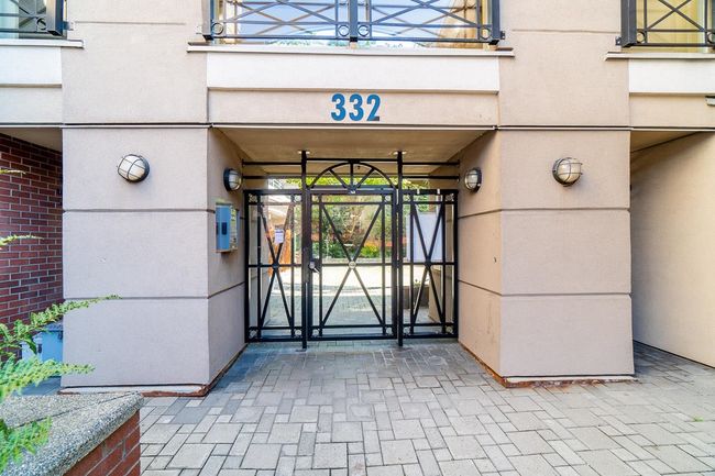 208 - 332 Lonsdale Avenue, Condo with 2 bedrooms, 1 bathrooms and 2 parking in North Vancouver BC | Image 27