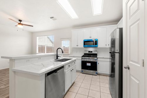 8710 Thistlemoor Ln, Houston, TX, 77044-6548 | Card Image