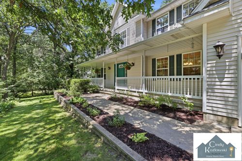 4959 Brookestone Dr Ne, Rockford, MI, 49341-8622 | Card Image