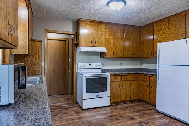 5200 Dahlgren Rd, House other with 4 bedrooms, 2 bathrooms and null parking in Chaska MN | Image 10
