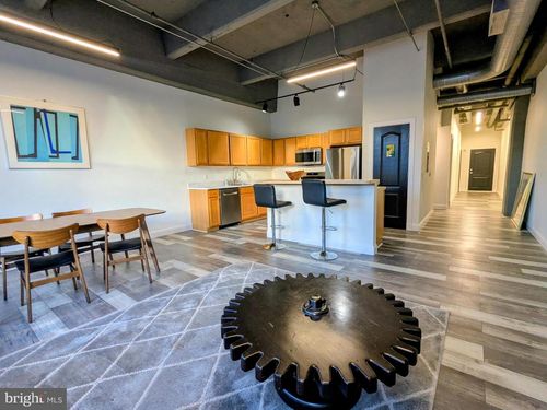 apt-204-511 N Broad St, PHILADELPHIA, PA, 19123-3230 | Card Image