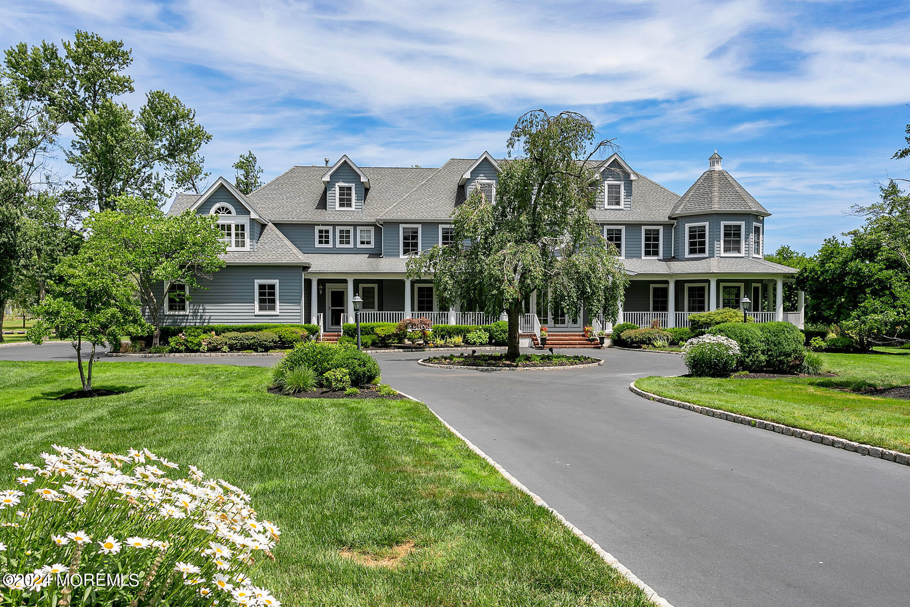 Oakes Rd, Rumson, NJ 07760