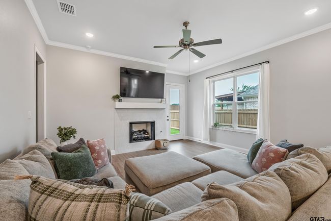 137 Sides Blvd, House other with 4 bedrooms, 3 bathrooms and null parking in Bullard TX | Image 11