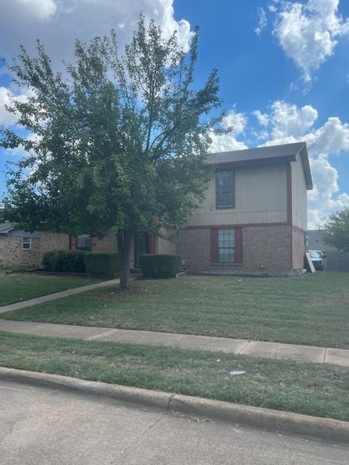 852 Whitehall Dr, Plano, TX, 75023-6822 | Card Image