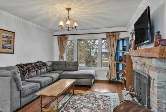 686 Corrigan Cres, House other with 4 bedrooms, 2 bathrooms and 4 parking in Peterborough ON | Image 16
