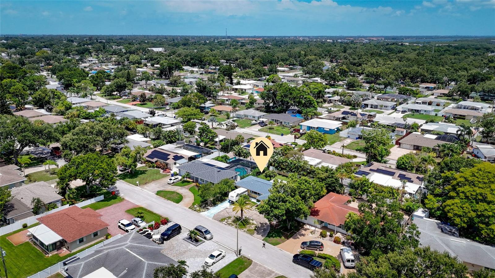 Residential in MADEIRA BEACH 5