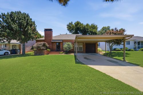 4524 E 8th St, Tulsa, OK, 74112-4206 | Card Image