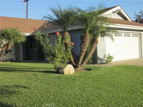 19942 Ranger, Huntington Beach, CA, 92646 | Card Image