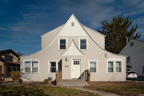 2141 Dodge Ave, Fort Wayne, IN, 46805-3755 | Card Image