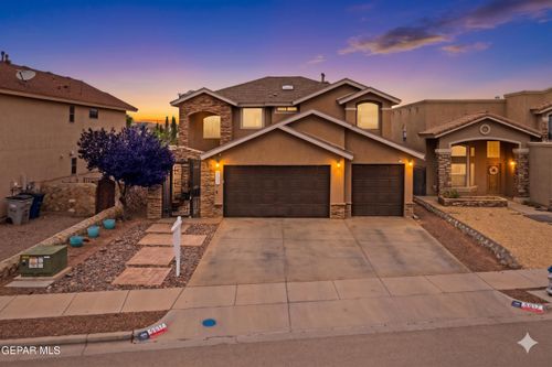 5017 Moon Ranch Ln, El Paso, TX, 79934-2868 | Card Image