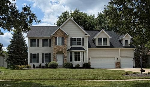 5831 Emerald Lakes Dr, Medina, OH, 44256-7468 | Card Image