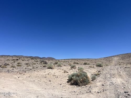 8800 Wildflower Rd, Stagecoach, NV, 89429 | Card Image