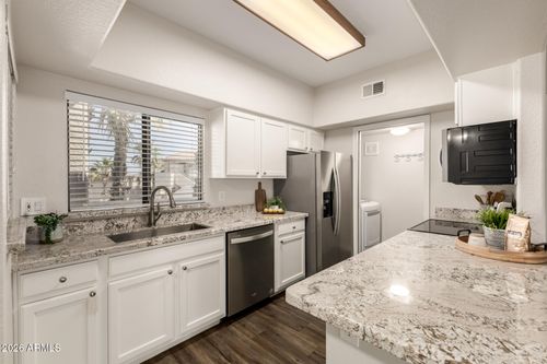 323-10401 N Saguaro Blvd, Fountain Hills, AZ, 85268-5750 | Card Image