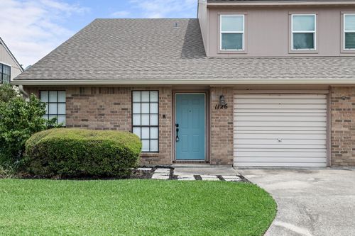 1126 Green Meadow St, Beaumont, TX, 77706-3954 | Card Image