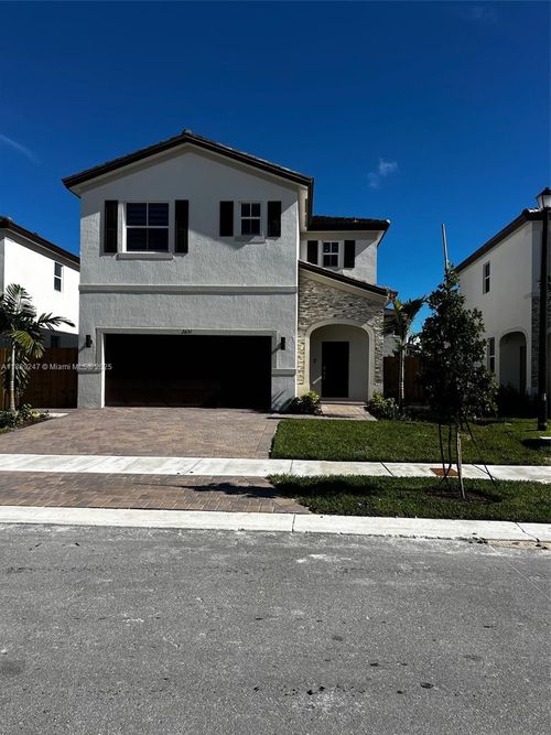 2651 Se 24th Dr, Homestead, FL, 33035-2084 | Card Image