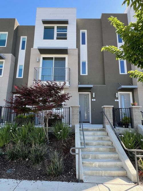unit-5-326 Agustin Narvaez St, San Jose, CA, 95136-5025 | Card Image