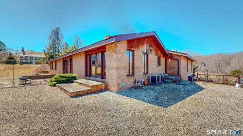 19 Marchant Rd, Redding, CT, 06896-1822 | Card Image