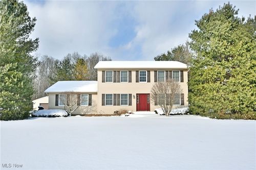 658 Center St W, Warren, OH, 44481-8809 | Card Image