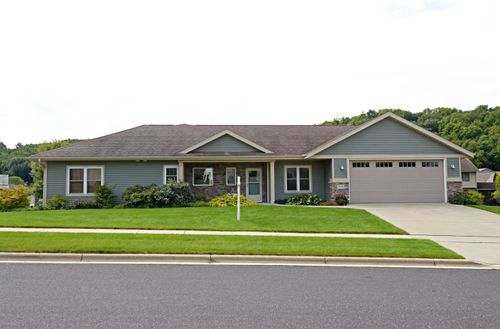 2039 Handel Street, BLACK EARTH, WI, 53515 | Card Image