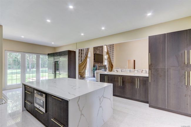 27 Ormond St, House other with 7 bedrooms, 8 bathrooms and null parking in Dix Hills NY | Image 11
