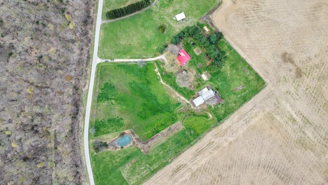 9962 Weaver Rd, House other with 5 bedrooms, 3 bathrooms and null parking in Utica OH | Image 37