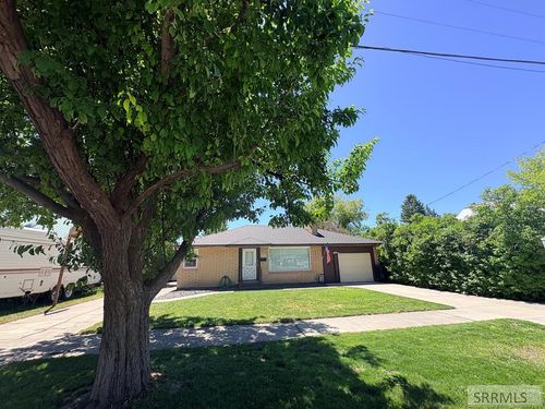 263 W 2nd N, Rigby, ID, 83442-1115 | Card Image