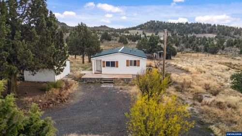 14510 Se Wagon Wheel Ln, Prineville, OR, 97754-8542 | Card Image