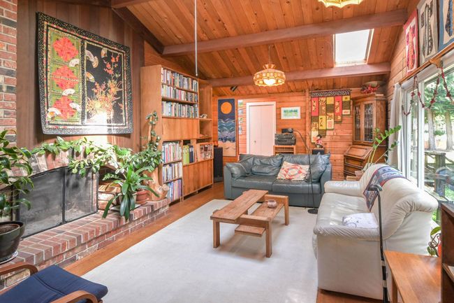 19865 36 A Ave, House other with 4 bedrooms, 2 bathrooms and 6 parking in Langley BC | Image 8