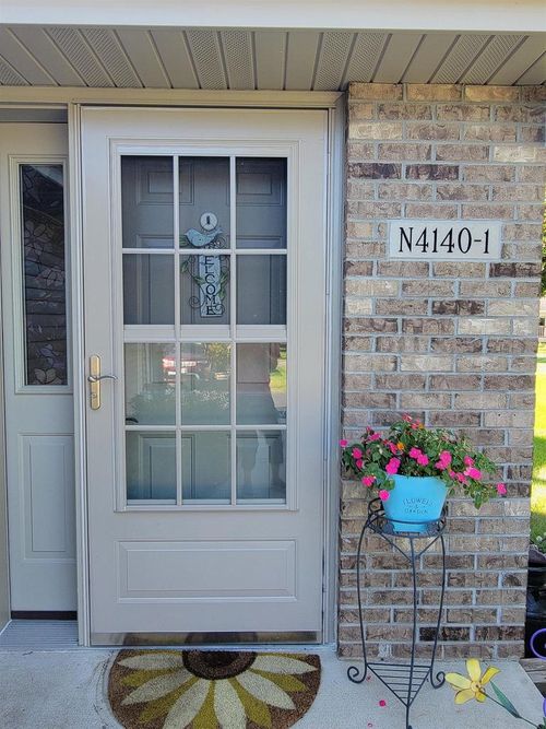 unit-1-N4140 Pine St, Brodhead, WI, 53520-8615 | Card Image