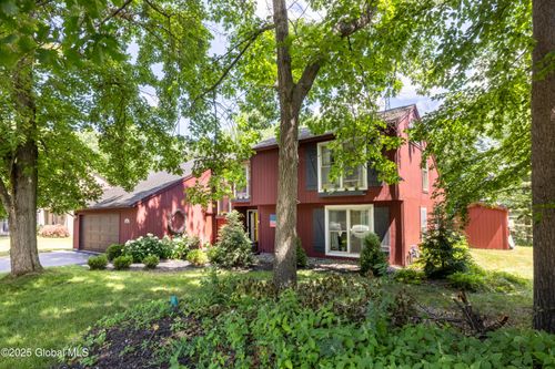 41 Meadow Rue Place, Malta, NY, 12020 | Card Image