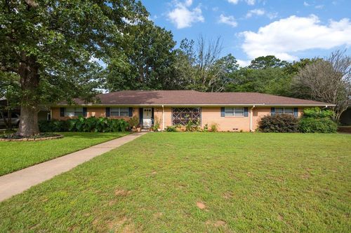 203 Crosby Dr, Henderson, TX, 75652-5113 | Card Image