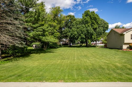 411 Ne Staffordshire Drive Se, Poplar Grove, IL, 61065 | Card Image