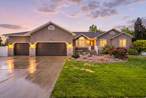 333 E Rosewood Park Ln, Draper, UT, 84020-8994 | Card Image