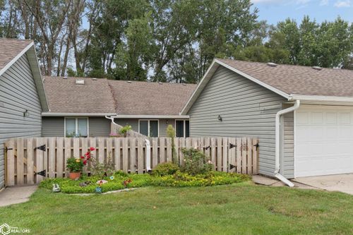 25-380 S Yorktown Pike, Mason City, IA, 50401-4538 | Card Image