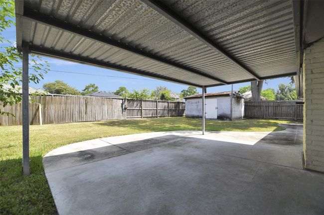 Covered patio for a relaxing time. You can add a flower garden with your favorite colors. | Image 31